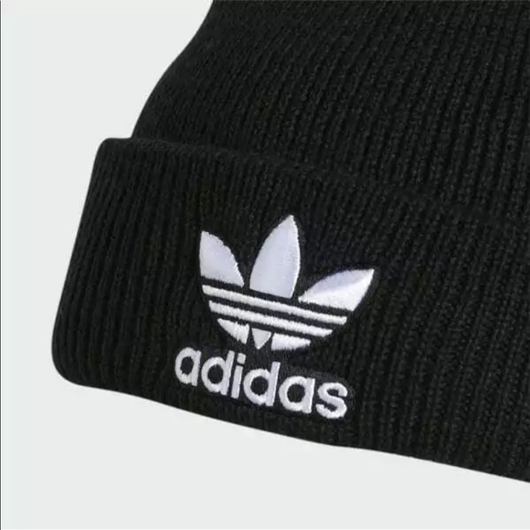 Adidas Originals WOMENS beanie - Picture 3 of 4